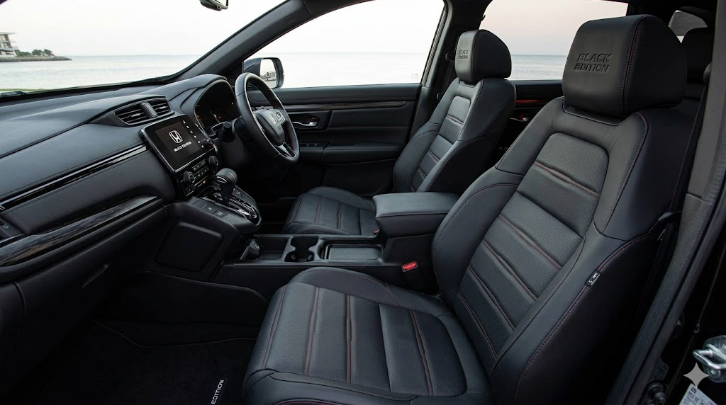 Honda CRV Black Edition interior